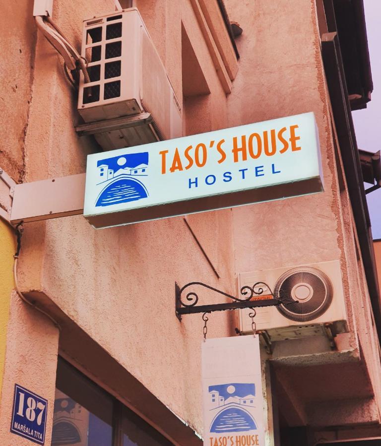 מוסטר Hostel Taso'S House מראה חיצוני תמונה